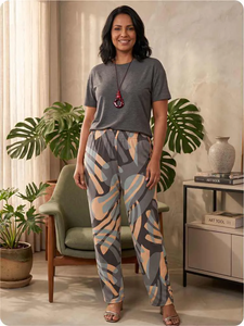 Calça de malha feminina em look confortável para o dia a dia